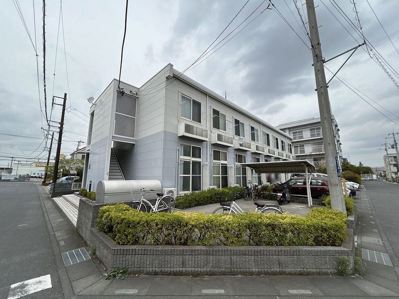 レオパレスサニーホームズ 外観
