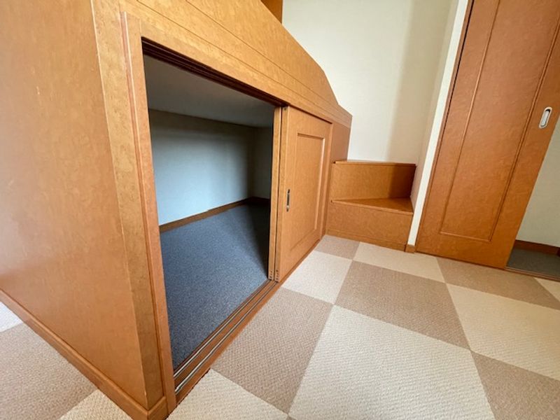 レオパレス美里 収納