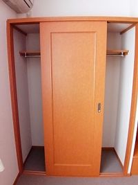 レオパレス袋原南 収納