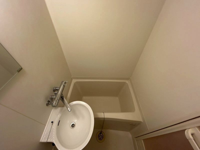 レオパレス本駒込 洗面台