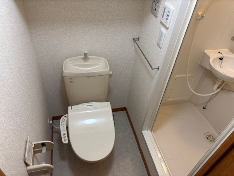 レオパレスアルカンシエル トイレ