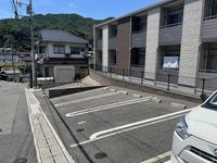 クレイノＣＩＥＬ 駐車場