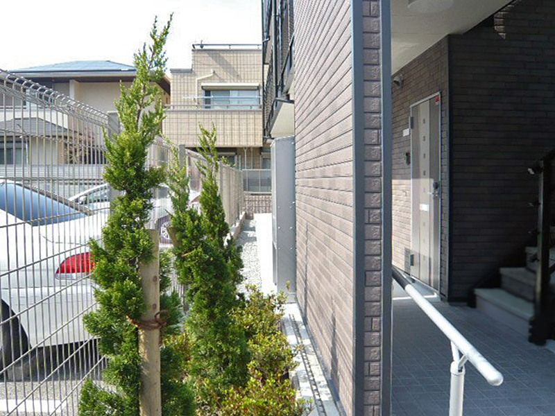 レオネクストＭＩＹＡＭＡ ロビー