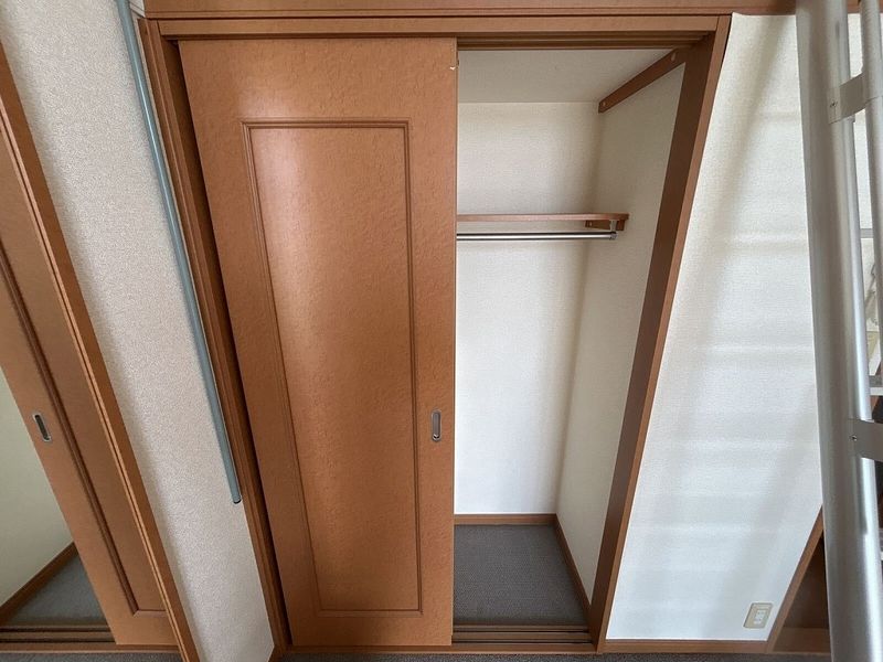レオパレスレジデンス 収納
