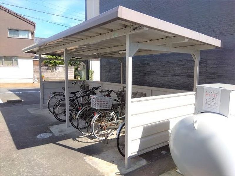 レオパレスエボール 共用部分