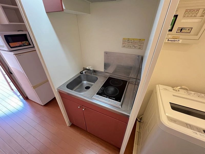 レオパレスクレストヒルズ向原 キッチン