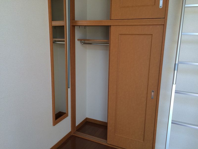 レオパレスアミニティ 収納