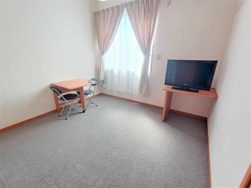 レオパレスソレーユＳ　Ｏ 居間