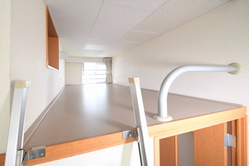 レオパレスロビン 寝室