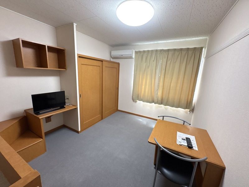 レオパレスＫＳＳ 居間