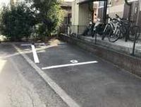 レオパレスベル　ツリーⅡ 駐車場