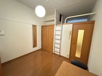 レオパレスエクレール 居間