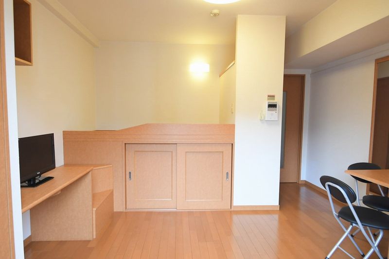 leopalace Flat Shinsakae Living room