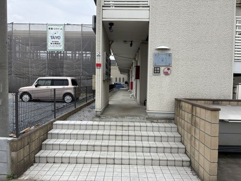 レオネクスト藤 エントランス