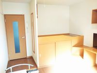 レオパレスシモツマ 寝室