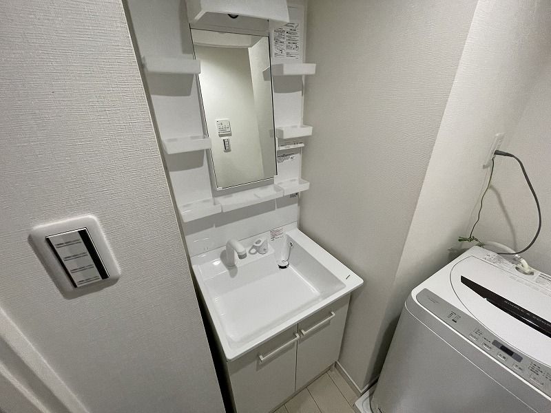 レオパレスエクセルカーサ平和台 洗面台