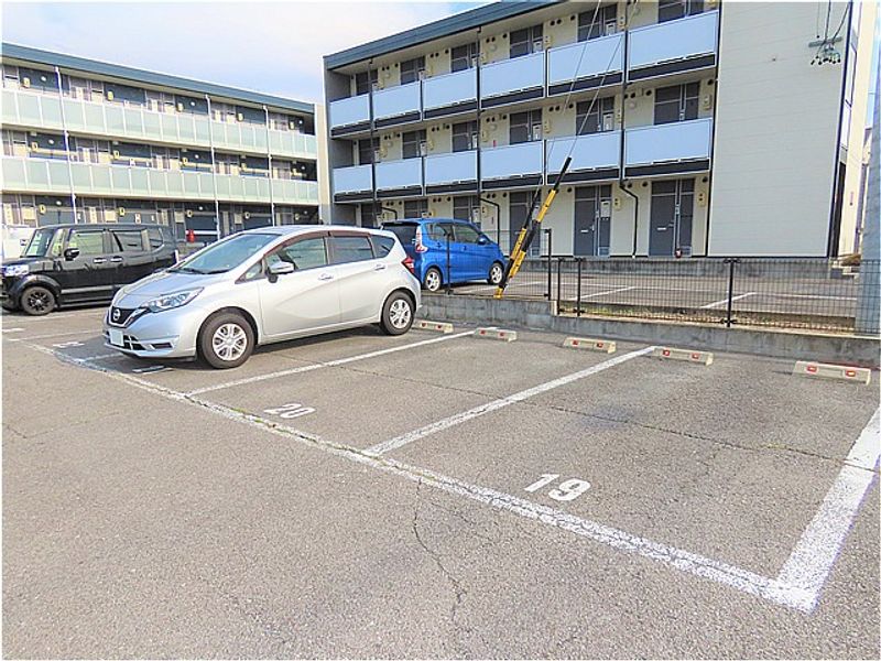 LEONEXT Sumiyoshi Nibankan Bãi đỗ xe