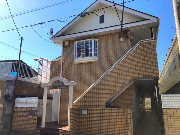 Bên ngoài leopalace Ogura III