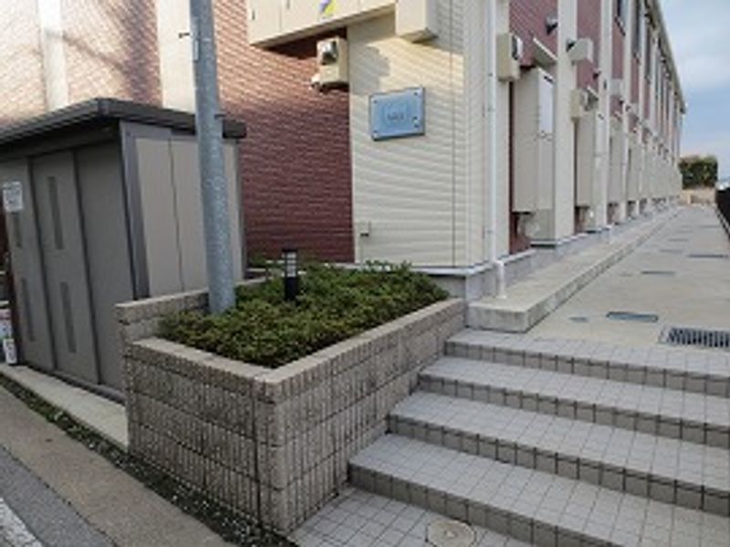 レオネクストひまわり その他