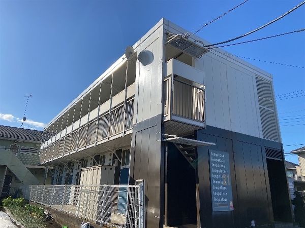 レオパレスフレーズ 外観