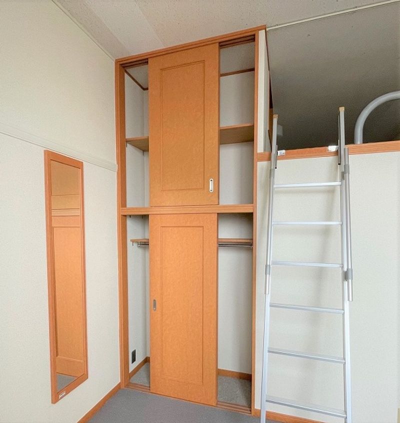 レオパレスコスモスハイツ 収納