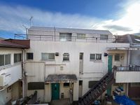 LEONEXT Casa Flora View