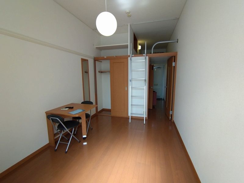レオパレスボーテ 居間