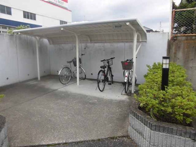 レオパレスフェリーチェ並木 その他設備