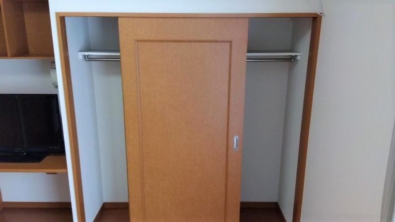 レオパレスさいわい 収納