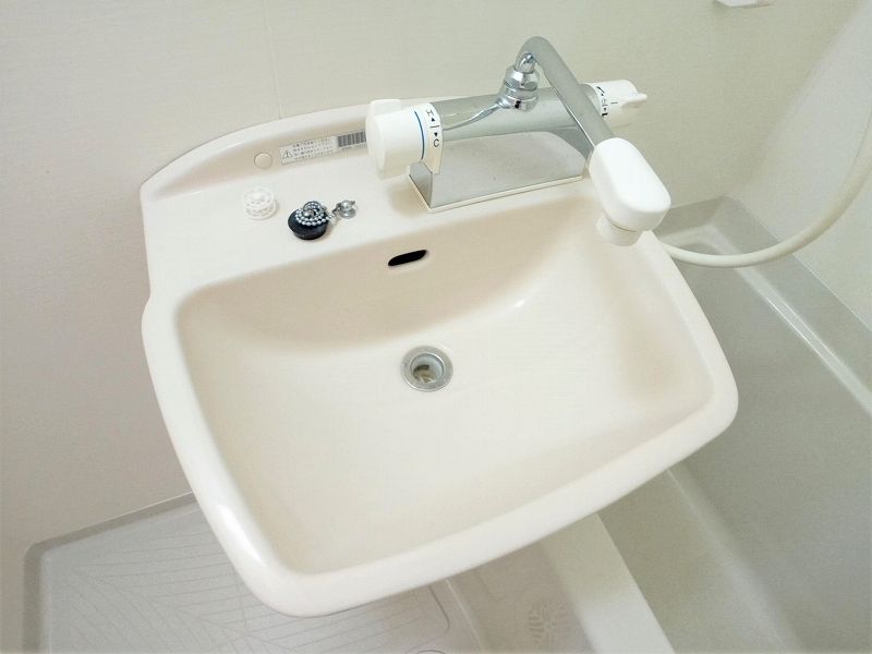 レオパレス友 洗面台