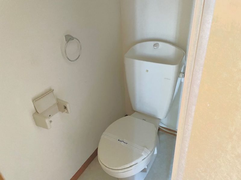 leopalace Misato Toilet