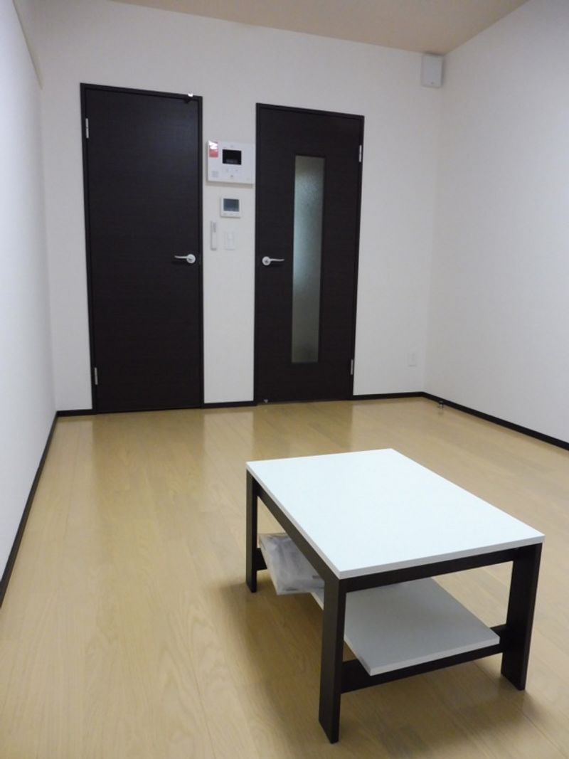 クレイノフロレゾン立川 居間