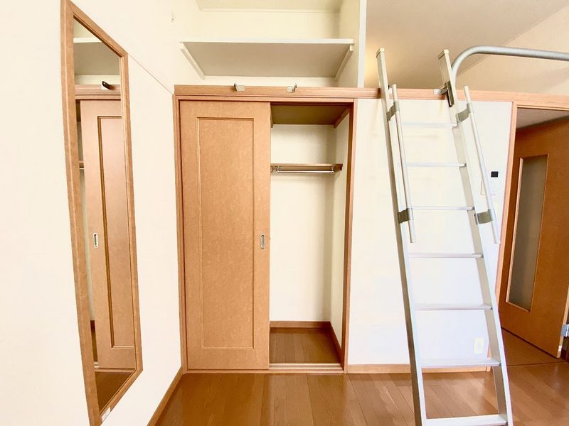 レオパレスＬＡ　ＣＡＳＡ 収納