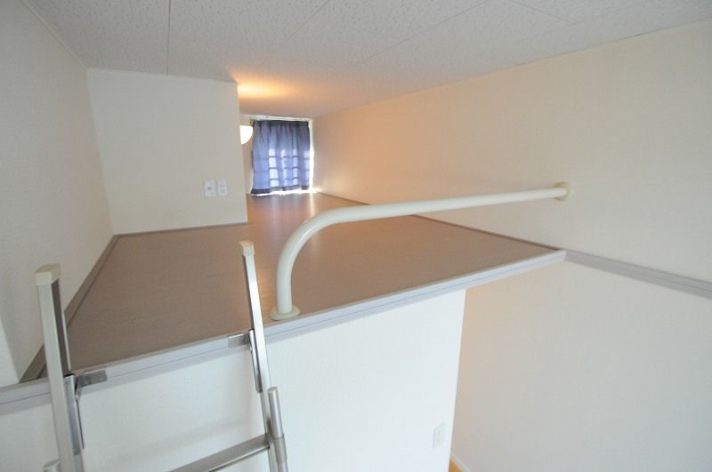 レオパレスシンセー 収納