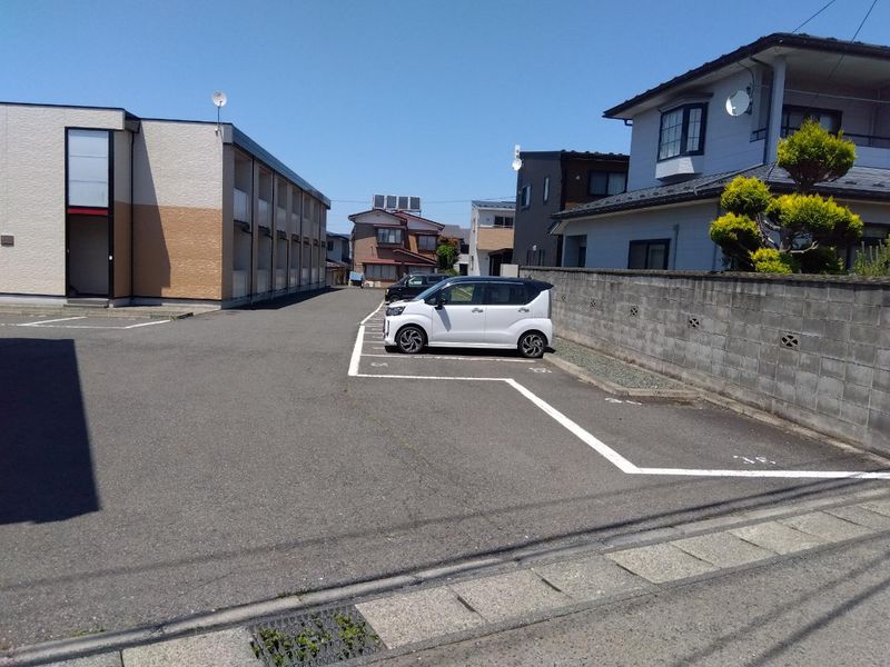 レオパレス奥州花園Ａ 駐車場