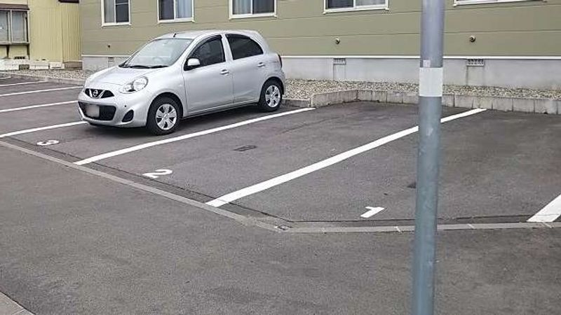 レオパレス青柳町 駐車場