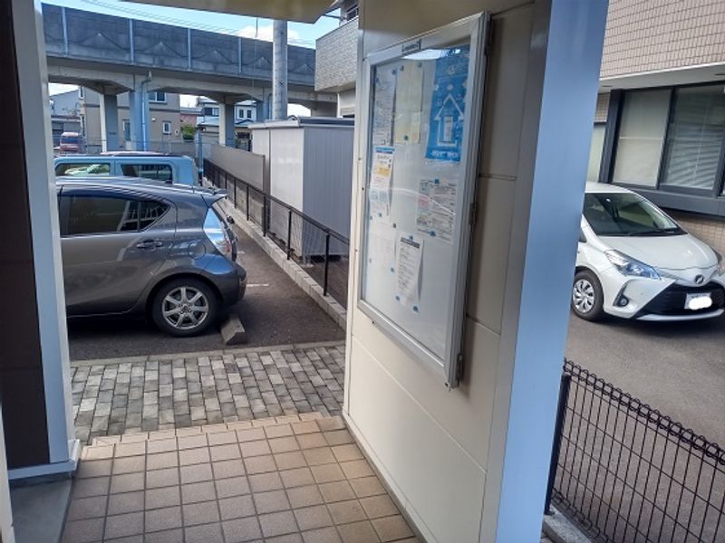 レオパレスＣＯＳＭＯ エントランス