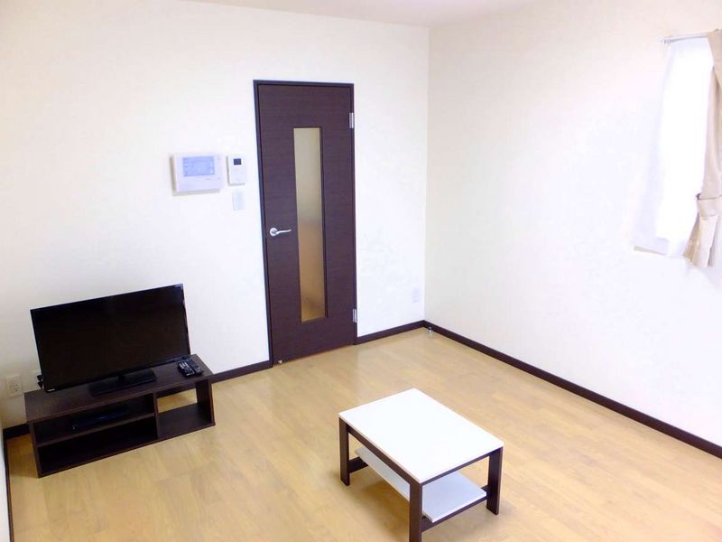 レオネクストグランジュ　レテ 居間