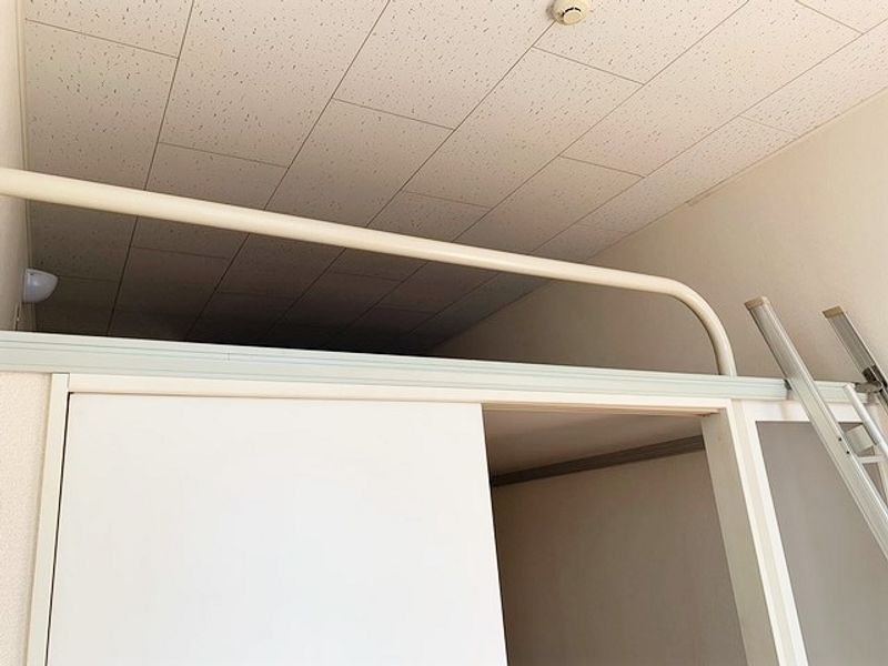 レオパレス築地 収納