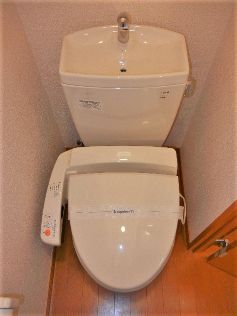 レオパレスアネモス トイレ