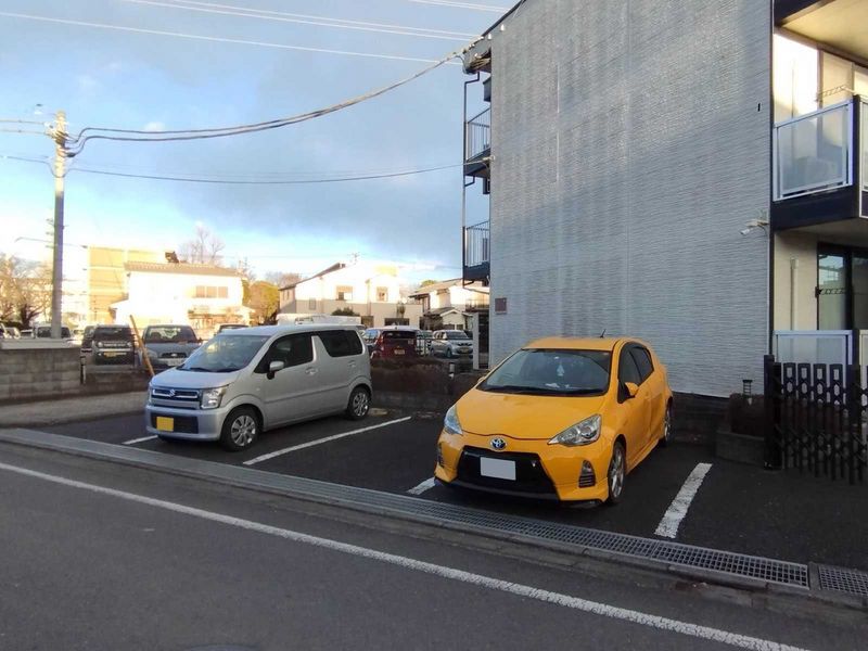 レオパレス大和田 駐車場