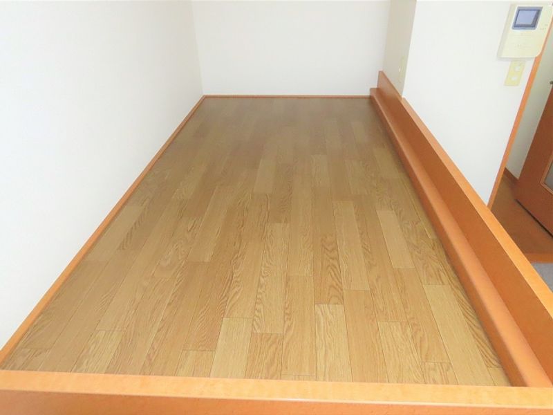 レオパレスミルコワンリビエール 寝室