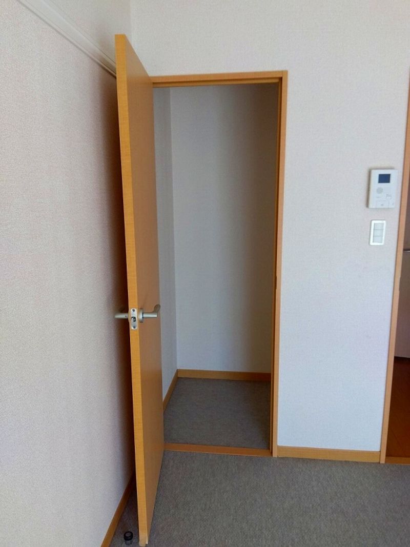レオパレスグリーングラス 収納