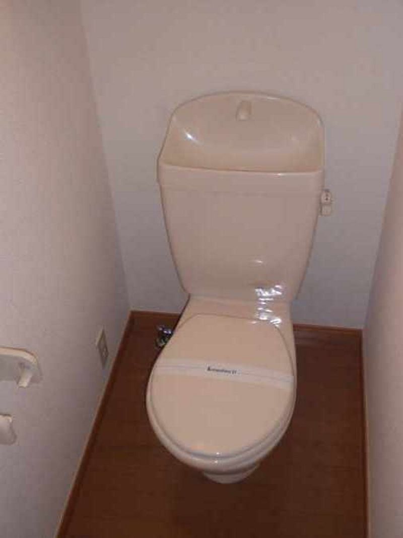 レオパレスカーサフェリス トイレ