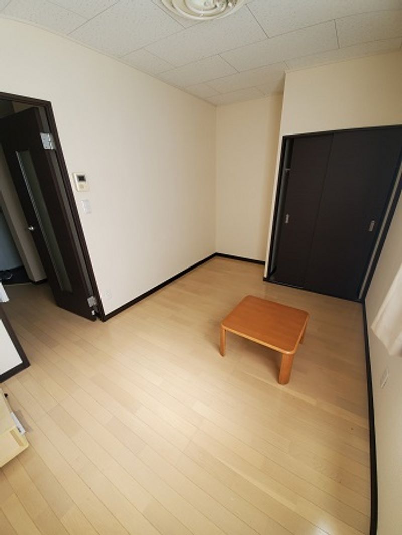 レオネクスト筒井 居間