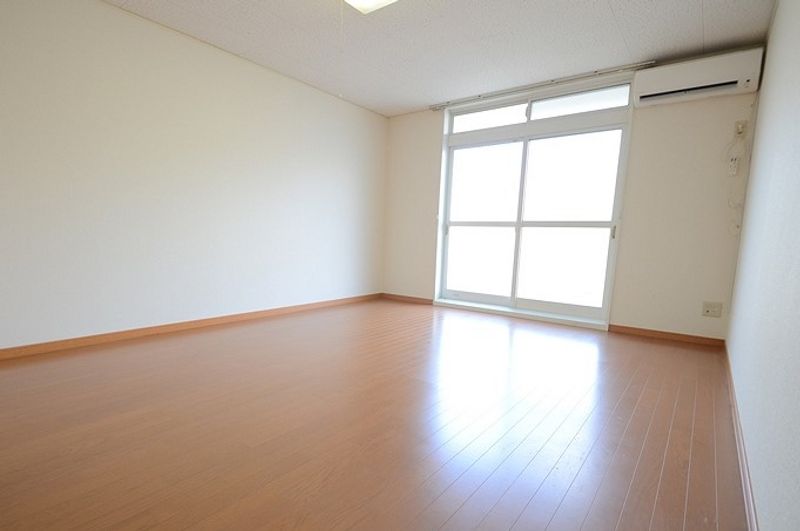 leopalace Futsukaichi Chuo 客厅