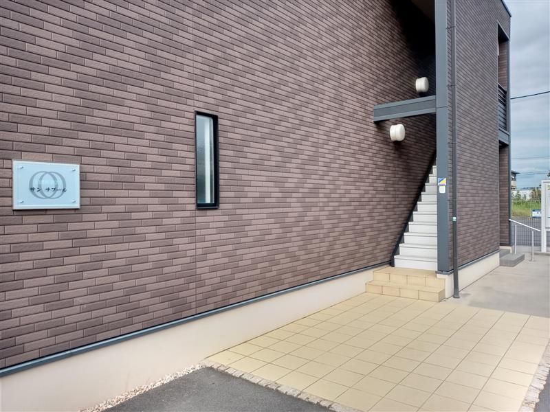 レオネクストサン　サプール エントランス