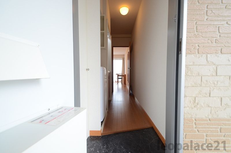 leopalace Nishioka 현관