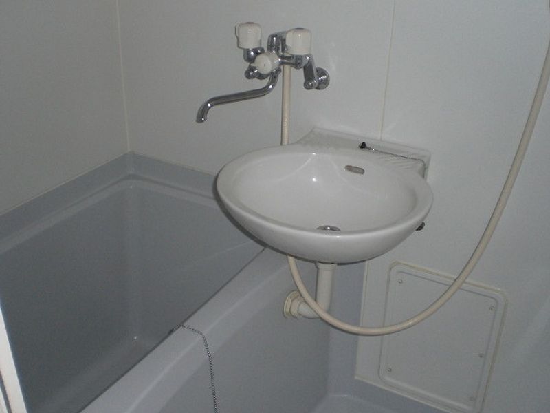 レオパレスＫ＆Ｒ 洗面所