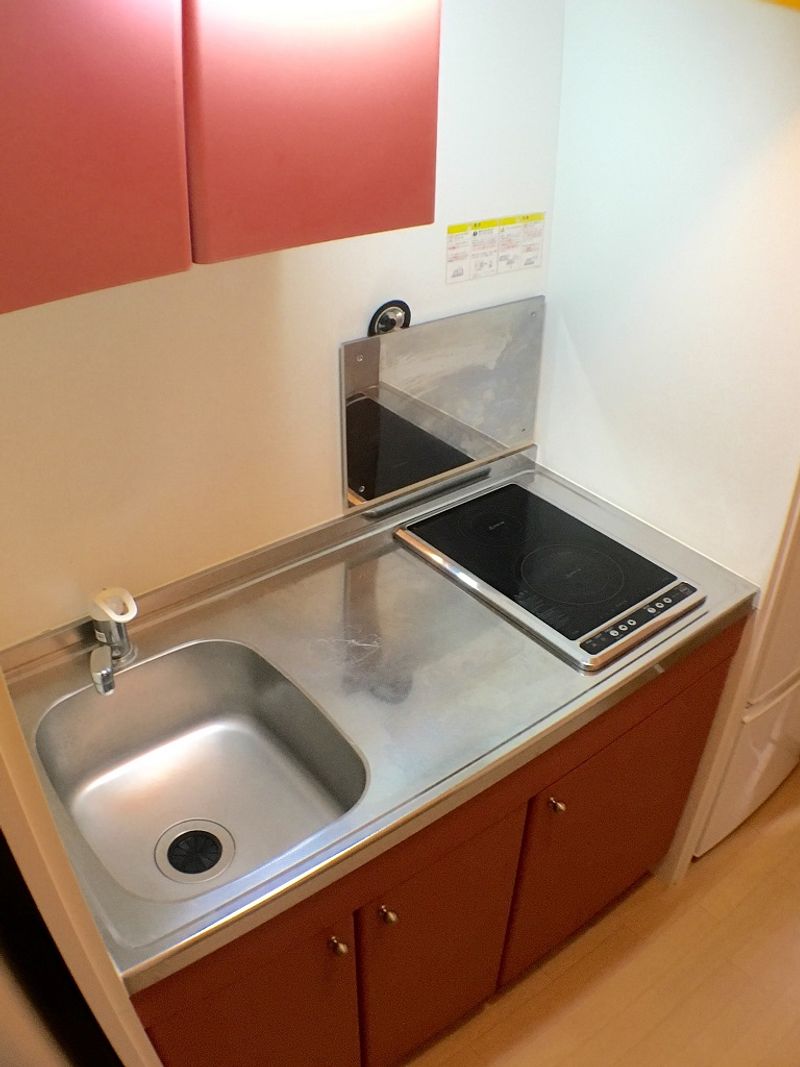 レオパレス光 キッチン